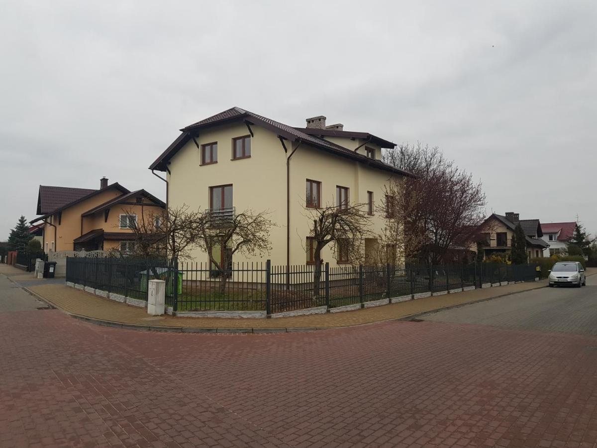 Malinowa 36 Apartamenty Chojnice Extérieur photo